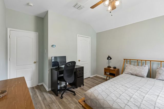 3804 Calloway Drive, Mansfield, TX 76063