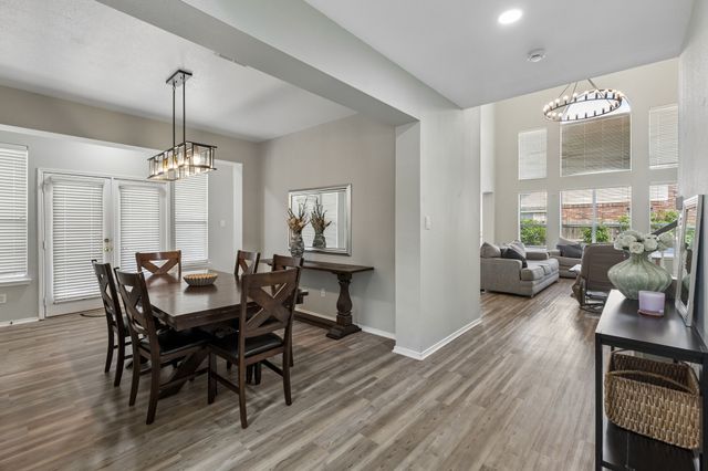 3804 Calloway Drive, Mansfield, TX 76063