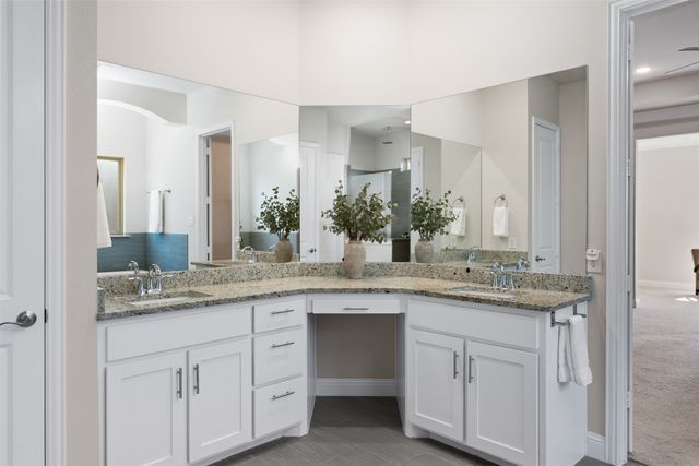 2608 Kuykendall Drive, Arlington, TX 76001