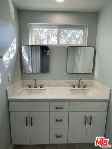 25720 Armstrong Circle A, Stevenson Ranch, CA 91381