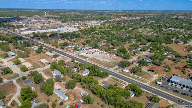 TBD TBD, Floresville, TX 78114