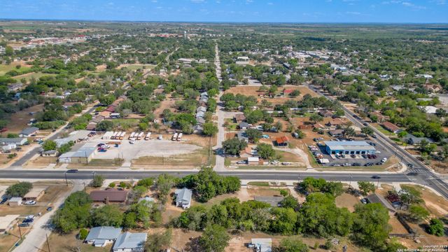 TBD TBD, Floresville, TX 78114