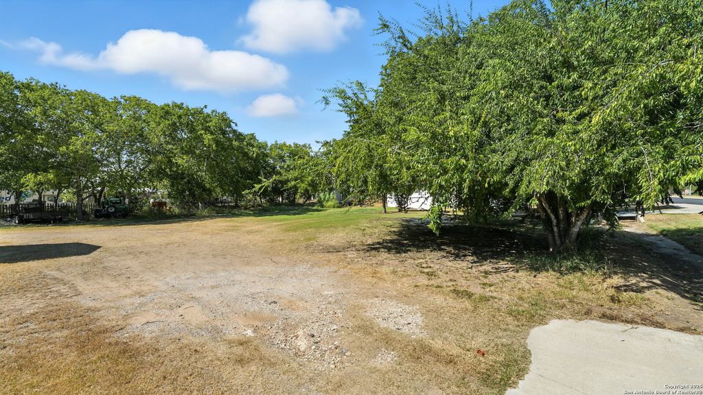 TBD TBD, Floresville, TX 78114