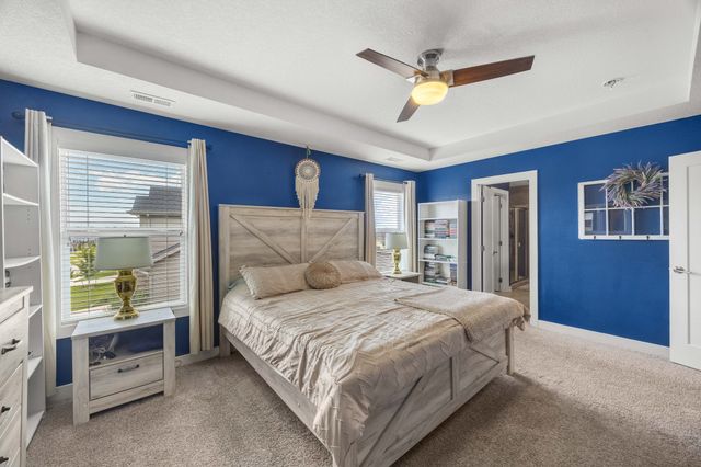 400 SE Tallgrass Lane, Waukee, IA 50263