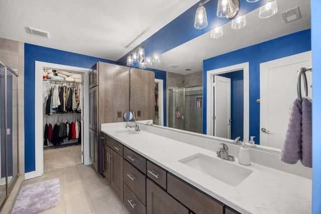 400 SE Tallgrass Lane, Waukee, IA 50263