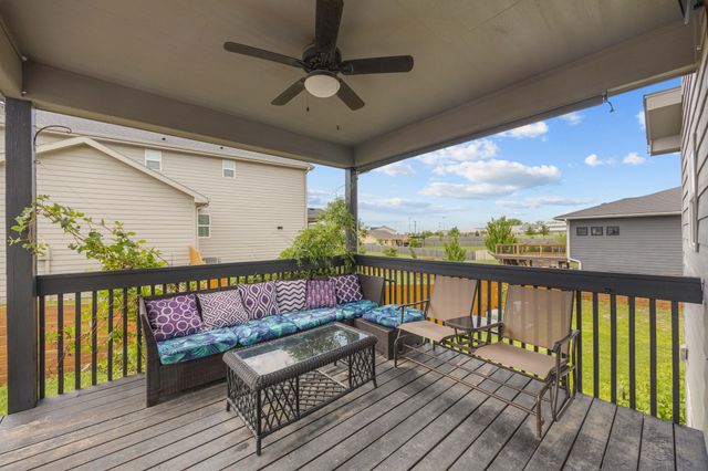 400 SE Tallgrass Lane, Waukee, IA 50263