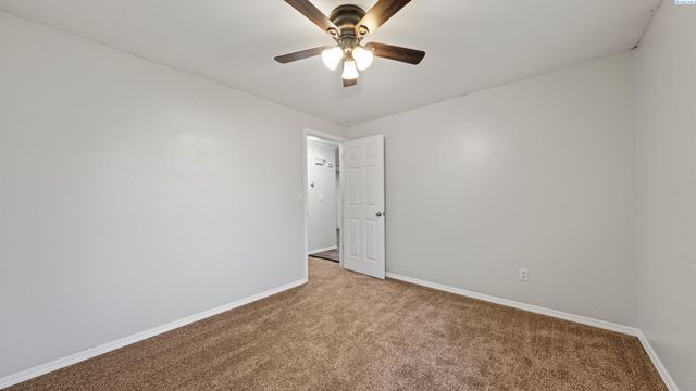 1001 S Benton, Kennewick, WA 99336