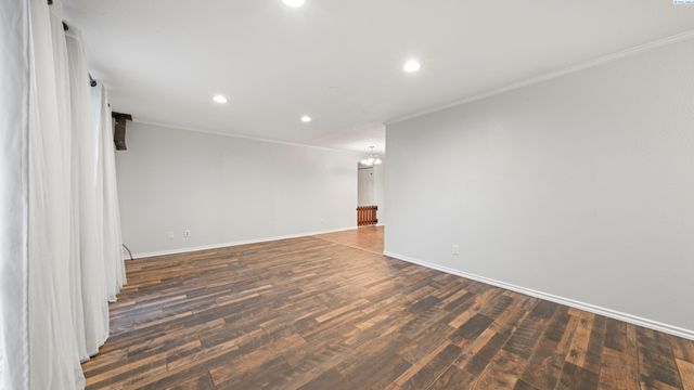 1001 S Benton, Kennewick, WA 99336