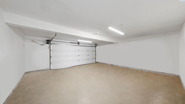 1001 S Benton, Kennewick, WA 99336