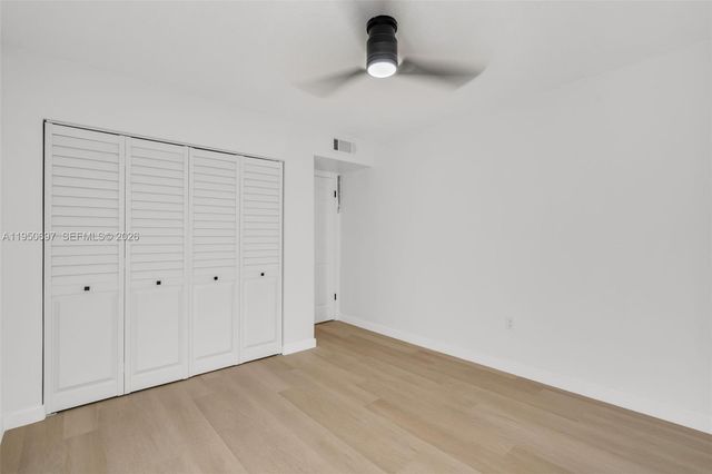 1890 W 56th St 1211, Hialeah, FL 33012