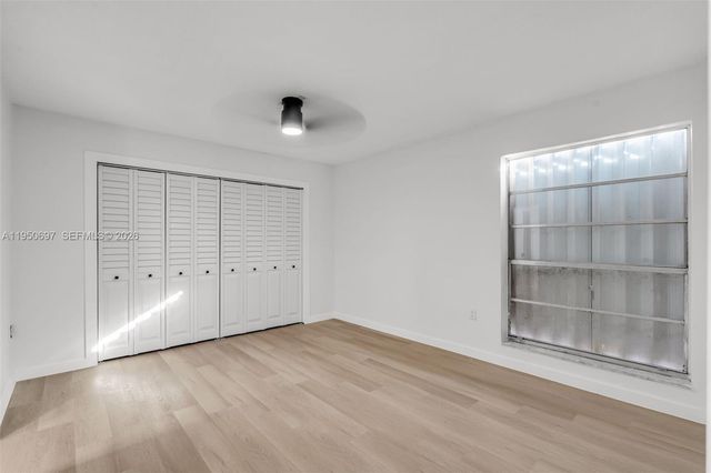 1890 W 56th St 1211, Hialeah, FL 33012