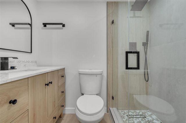 1890 W 56th St 1211, Hialeah, FL 33012