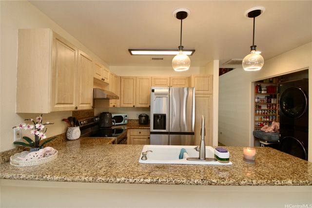 91-1029 Kaiikuwa Street, Ewa Beach, HI 96706