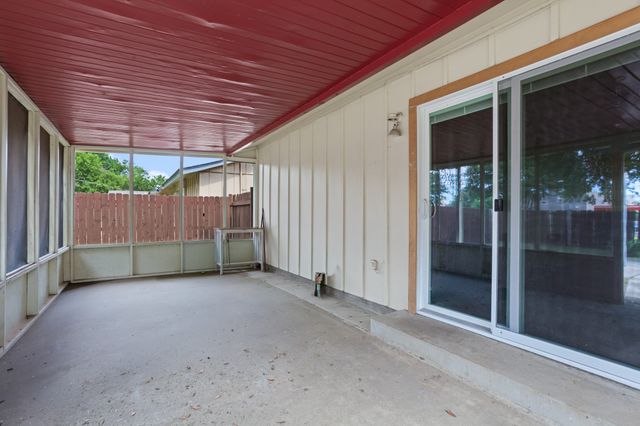 1820 Emery Street, Denton, TX 76201