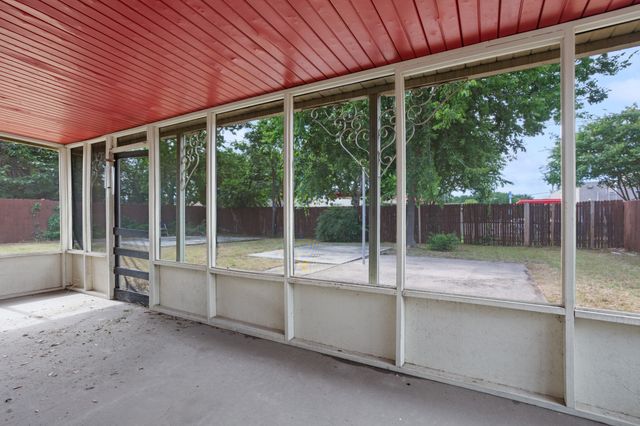 1820 Emery Street, Denton, TX 76201