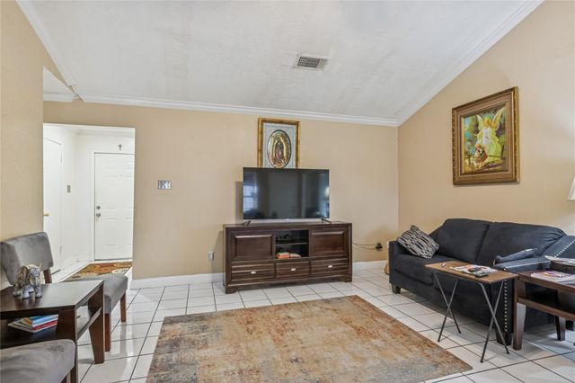 16319 Clearmont Drive, Houston, TX 77053