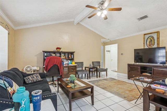 16319 Clearmont Drive, Houston, TX 77053