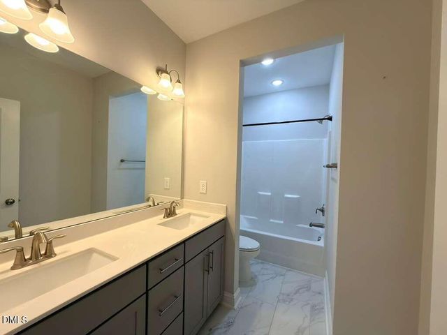 513 Acerno Drive, Fuquay Varina, NC 27526