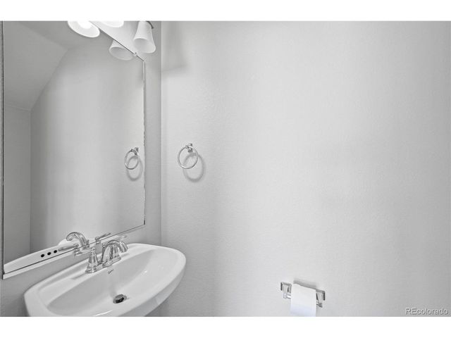2075 Quartz St, Castle Rock, CO 80109