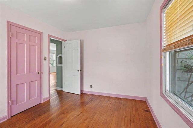 5212 W 57th Terrace, Roeland Park, KS 66205