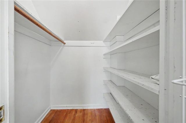 5212 W 57th Terrace, Roeland Park, KS 66205