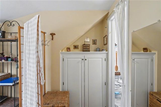 5212 W 57th Terrace, Roeland Park, KS 66205