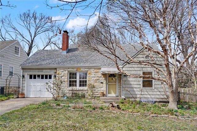 5212 W 57th Terrace, Roeland Park, KS 66205