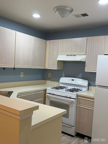 11 Tanglewood Court, South Brunswick, NJ 08852