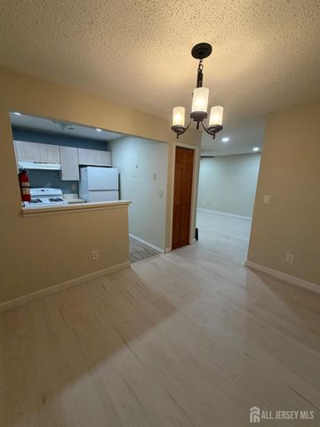 11 Tanglewood Court, South Brunswick, NJ 08852