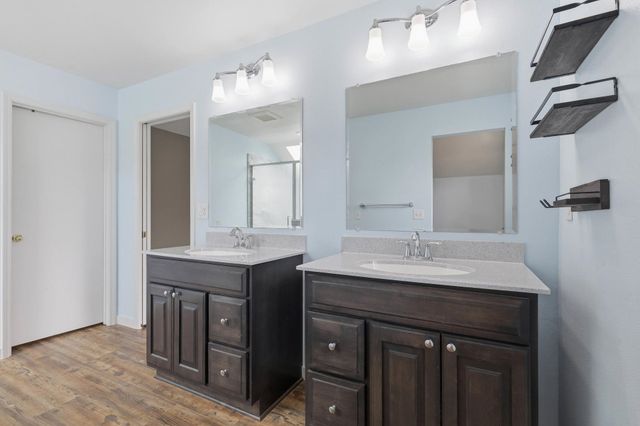 4815 S Bella Vista Dr, Veradale, WA 99037