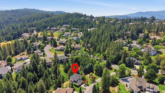 4815 S Bella Vista Dr, Veradale, WA 99037