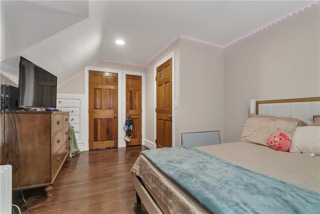 64 Julia Street, Cranston, RI 02910