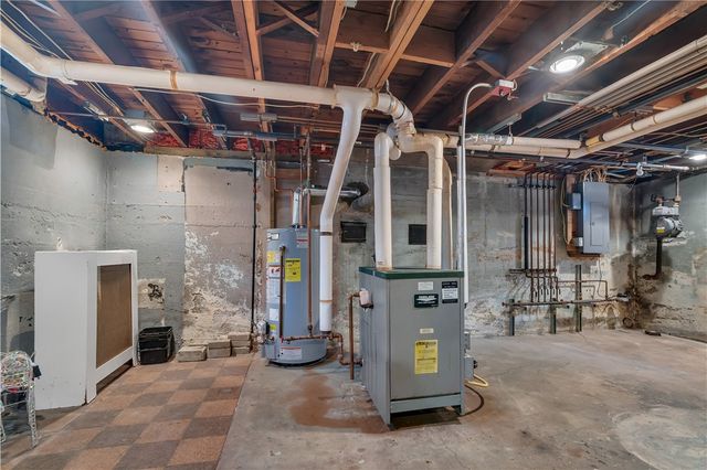 64 Julia Street, Cranston, RI 02910