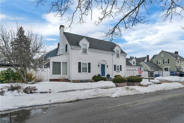 64 Julia Street, Cranston, RI 02910