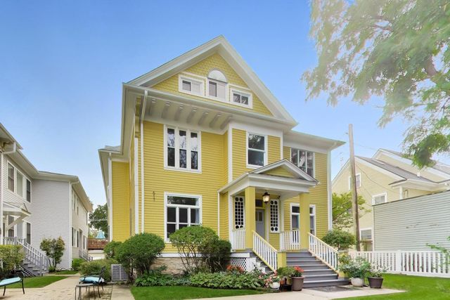 617 South Boulevard H, Oak Park, IL 60302