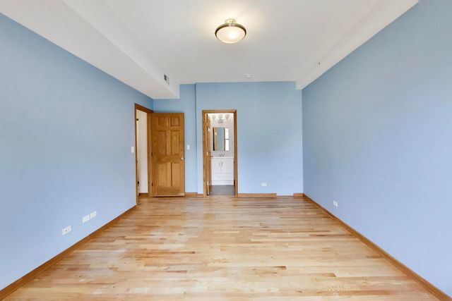 617 South Boulevard H, Oak Park, IL 60302