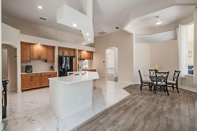 4561 ROANOAK WAY, Palm Harbor, FL 34685