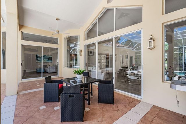 4561 ROANOAK WAY, Palm Harbor, FL 34685