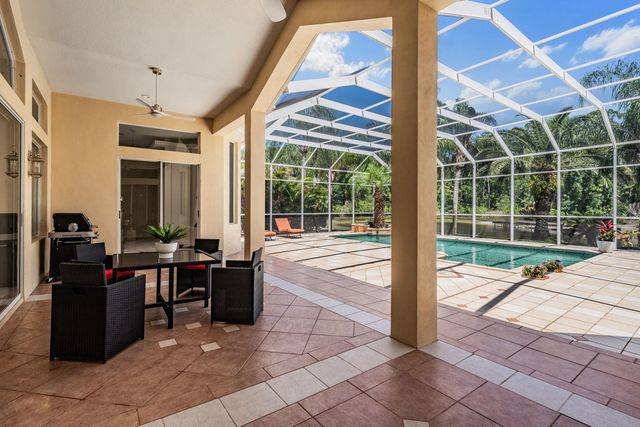 4561 ROANOAK WAY, Palm Harbor, FL 34685