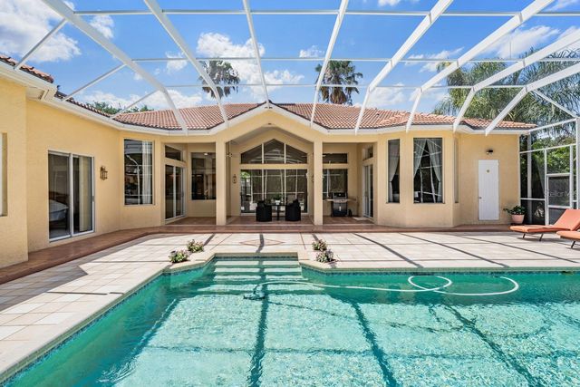 4561 ROANOAK WAY, Palm Harbor, FL 34685