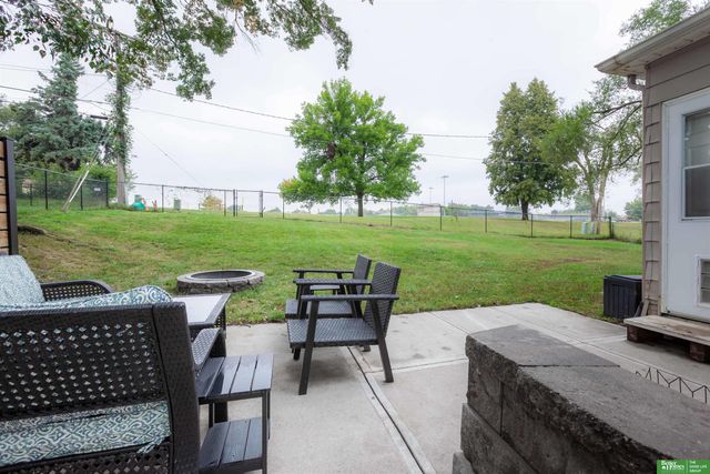 7546 Joseph Avenue, La Vista, NE 68128