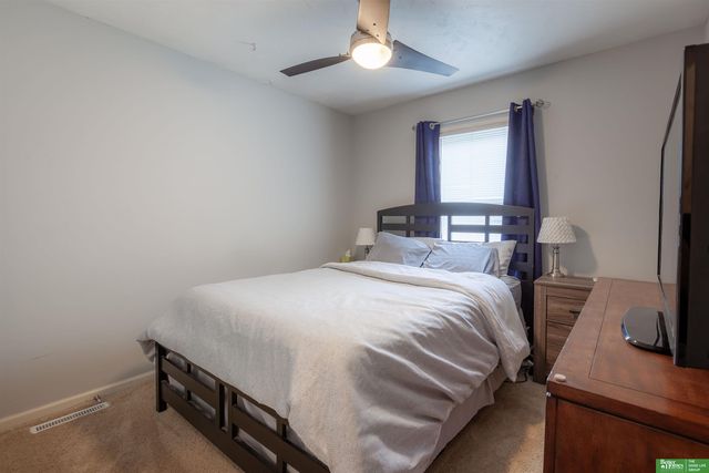 7546 Joseph Avenue, La Vista, NE 68128