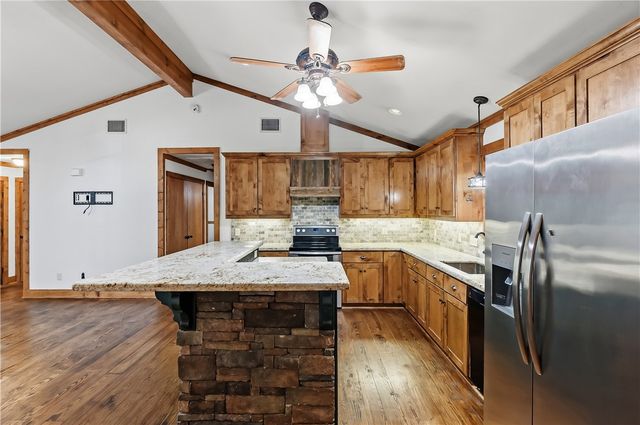 6824 South Fm 2038, Bryan, TX 77808