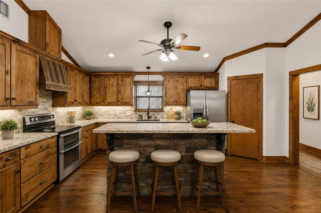6824 South Fm 2038, Bryan, TX 77808 — photo 2