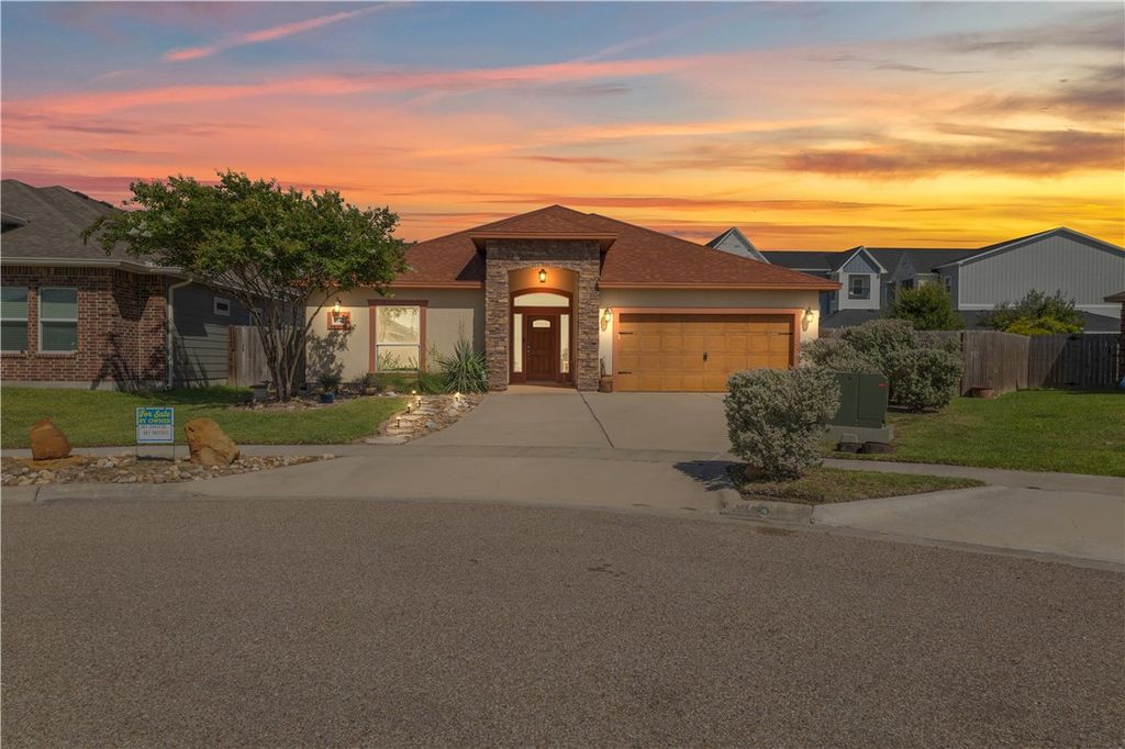 2342 Vaughan Dr, Corpus Christi, TX 78414