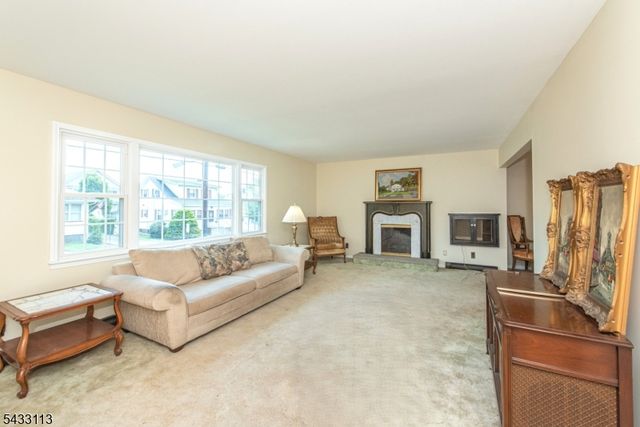 437 Southside Ave, Haledon Boro, NJ 07508