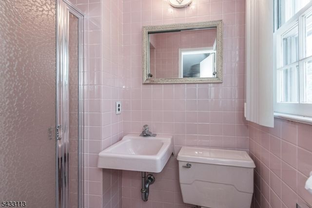 437 Southside Ave, Haledon Boro, NJ 07508