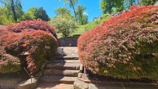 437 Southside Ave, Haledon Boro, NJ 07508