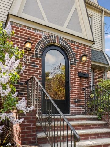 81 Boyden Ave, Maplewood Twp., NJ 07040