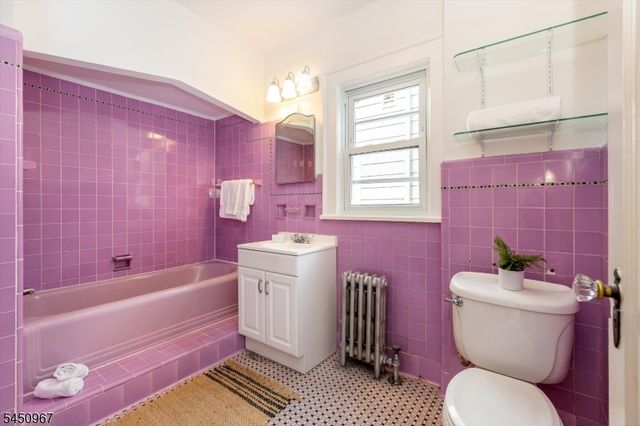 81 Boyden Ave, Maplewood Twp., NJ 07040